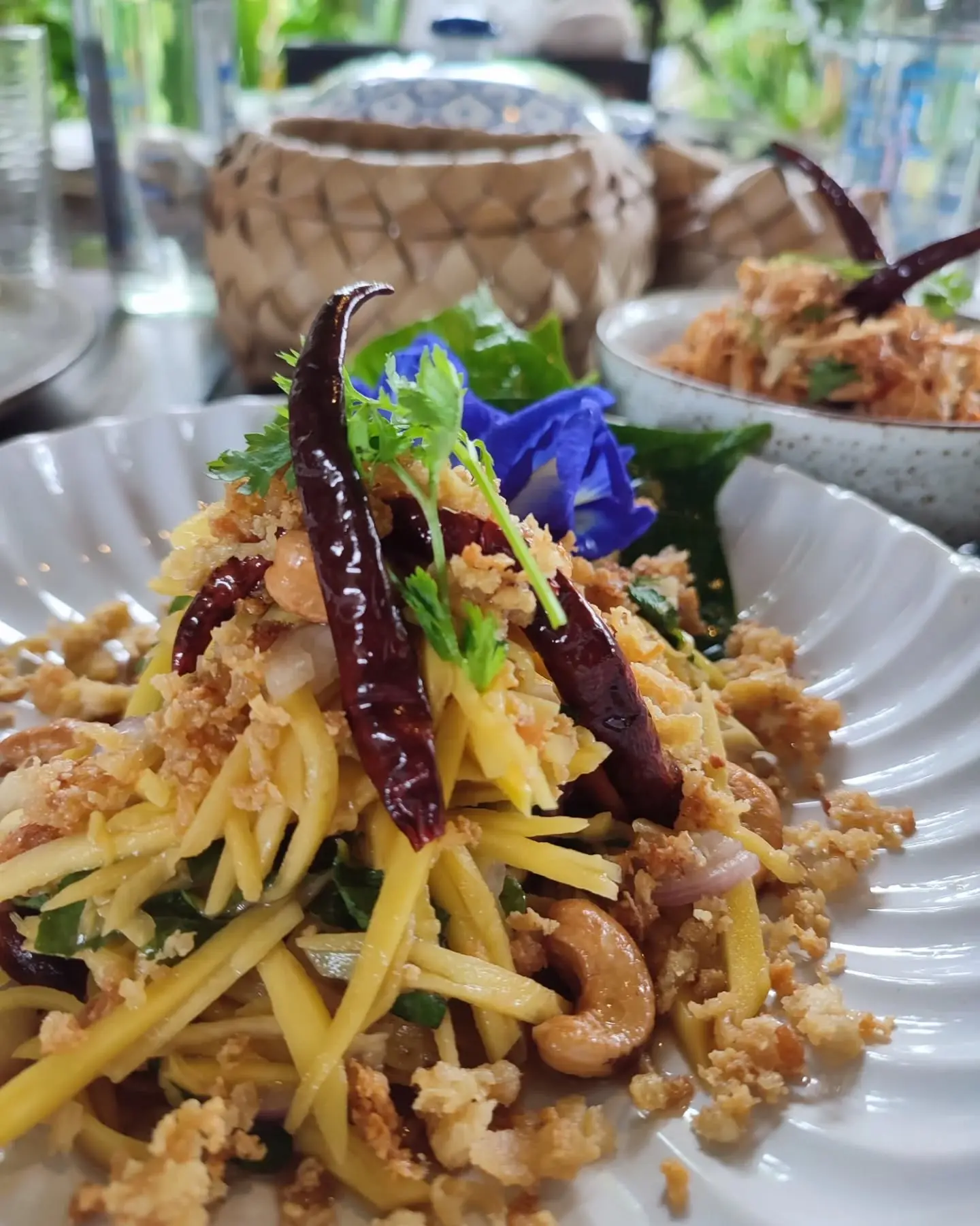 Oui (Trichada) teaching Thai cooking